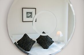 Cleyro Serviced Apartments-Finzels Reach