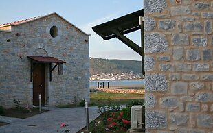 Aktaion Resort