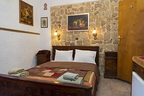 Spot Hotel