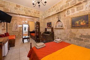Spot Hotel