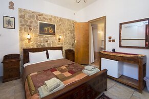 Spot Hotel