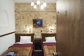 Spot Hotel