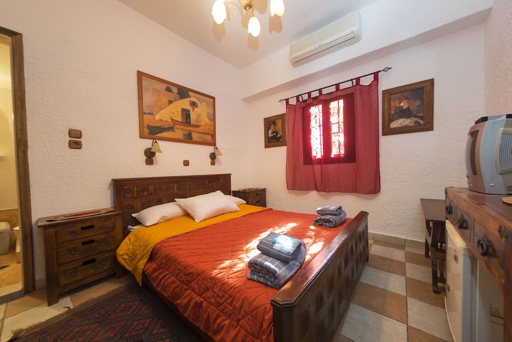 Spot Hotel