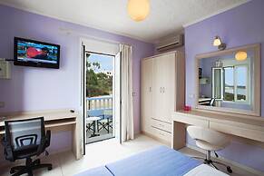 Giorgi's Blue Apartments