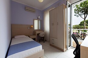 Giorgi's Blue Apartments