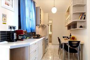 Giorgi's Blue Apartments