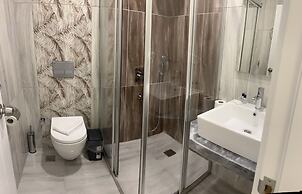 Miss Cleopatra Hotel