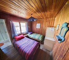 Hostal La Maison