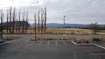 West Meadows Motel