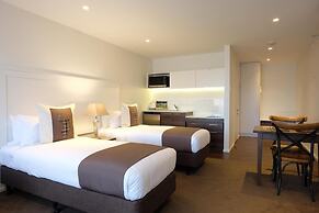 West Meadows Motel