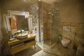 Azure Cave Suites