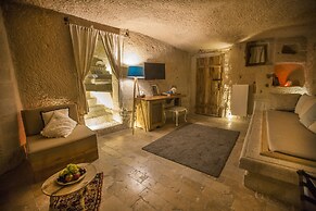 Azure Cave Suites