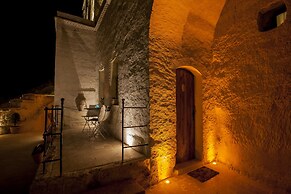 Azure Cave Suites