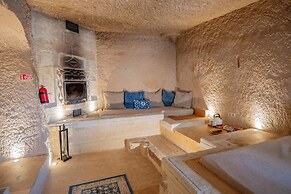 Azure Cave Suites