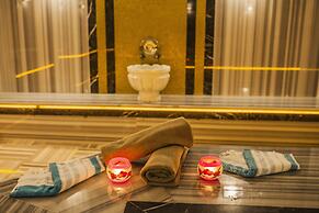 Liv Suit Hotel