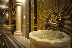 Liv Suit Hotel