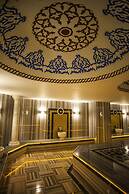 Liv Suit Hotel
