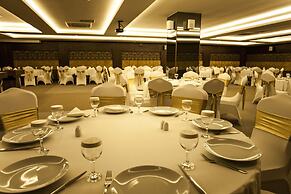 Liv Suit Hotel