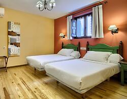 Hostal Almadiero