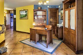 Hostal Almadiero