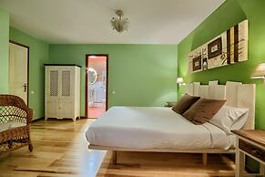 Hostal Almadiero