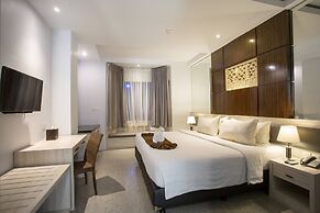 Famous Hotel Kuta