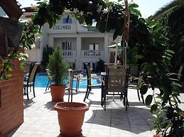 Akatos Hotel