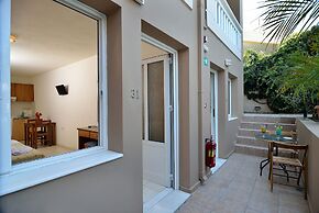 Akatos Hotel
