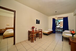Akatos Hotel