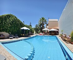 Akatos Hotel