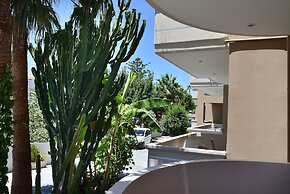 Akatos Hotel