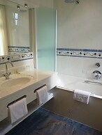 Les Tilleuls Hotel