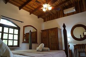Mango Moon Villa