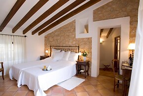 Hotel S'Ardeviu