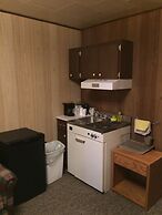 Airport Chalet