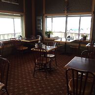 Airport Chalet