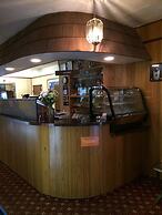 Airport Chalet