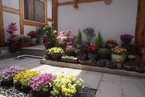 Dowonjeong Healing House