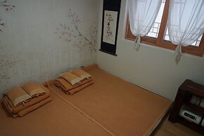 Dowonjeong Healing House