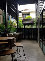 Thapae Happy House