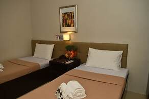 Columbus Plaza Hotel