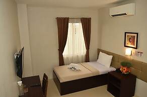 Columbus Plaza Hotel