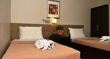 Columbus Plaza Hotel