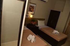 Columbus Plaza Hotel