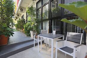 Montha Hotel