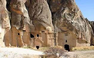 Elaa Cave Hotel