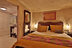 Elaa Cave Hotel