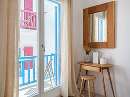 Bluetopia Suites