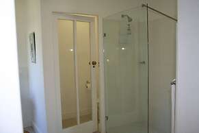 Paternoster Place