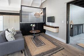 Hornbill House